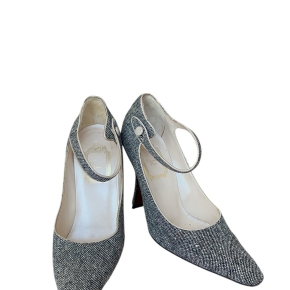 Elegant Gray Mary Jane Heels - Picture 4 of 6